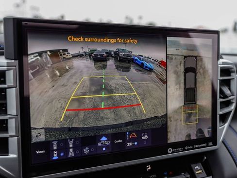 Used 2024 Toyota Tundra Platinum image 29