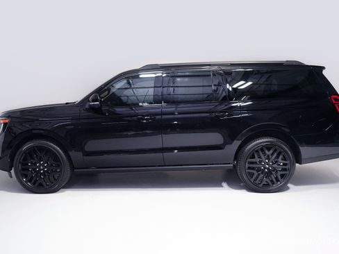 Used 2026 Ford Expedition Max Platinum w/ Stealth Performance Package AWD/4WD image 5