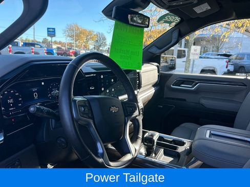 Certified 2022 Chevrolet Silverado 1500 LTZ w/ LTZ Convenience Package II image 12