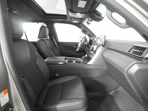 New 2026 Lexus LX 700h Luxury w/ Accessory Package (Z1) AWD/4WD image 17