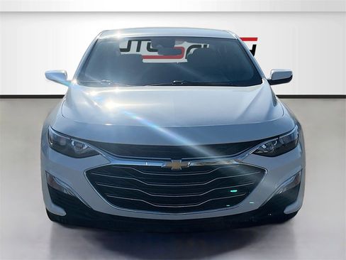 Used 2020 Chevrolet Malibu LS w/ Driver Confidence Package II image 2