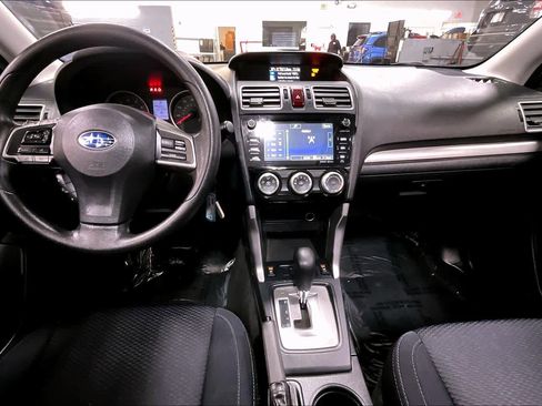 Used 2016 Subaru Forester 2.5i Premium w/ All-Weather Package AWD/4WD image 16