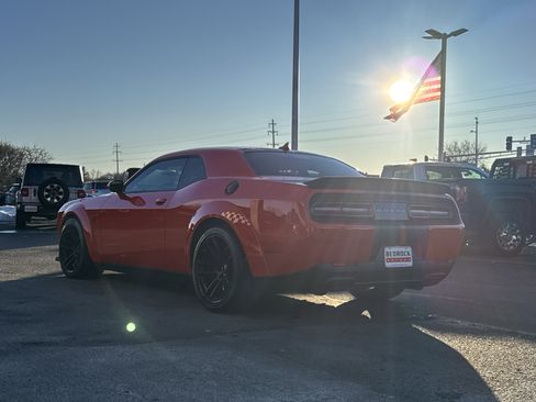 Used 2023 Dodge Challenger SRT Hellcat image 5