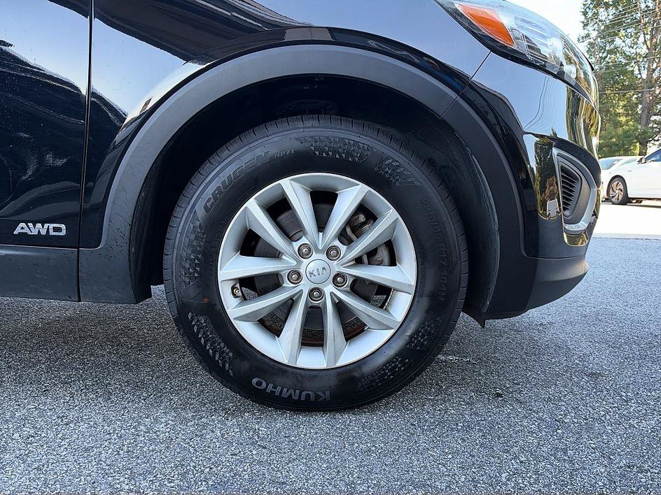 Used 2017 Kia Sorento AWD image 14