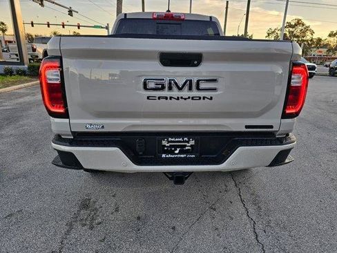 New 2026 GMC Canyon Elevation w/ Convenience Package image 4