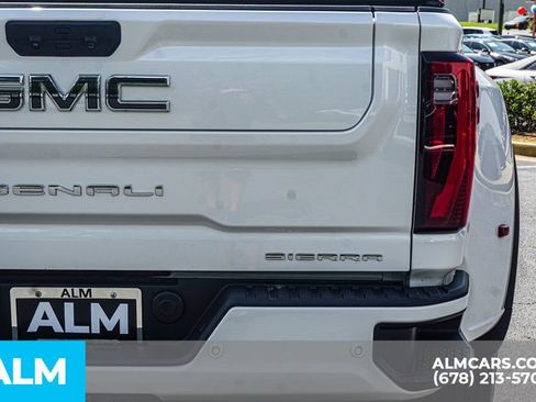 Used 2024 GMC Sierra 3500 Denali Ultimate AWD/4WD image 12