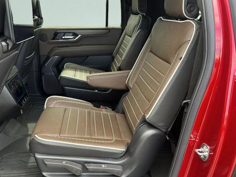 New 2026 GMC Yukon XL Denali Ultimate w/ LPO, Illumination Package image 18