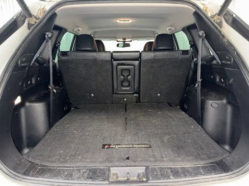 Used 2022 Mitsubishi Outlander SEL AWD/4WD image 18