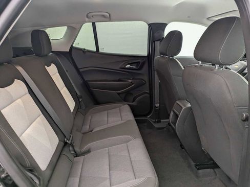 Used 2025 Chevrolet Trax LS image 20