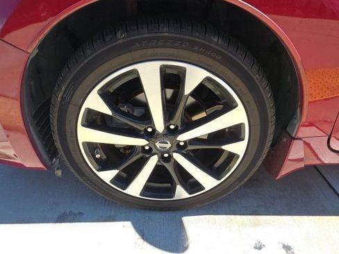 Used 2018 Nissan Altima 2.5 SR image 11