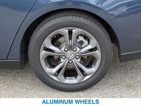 Certified 2023 Honda Accord EX image 11