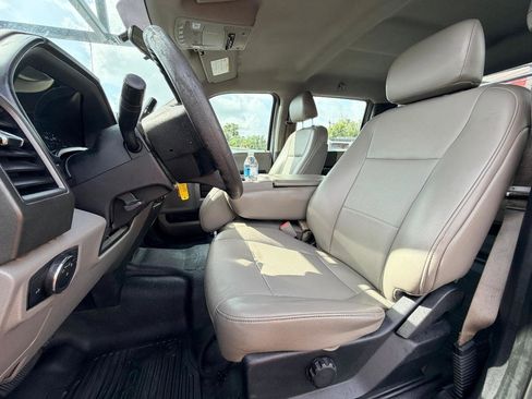 Used 2019 Ford F350 XL w/ Power Equipment Group AWD/4WD image 16