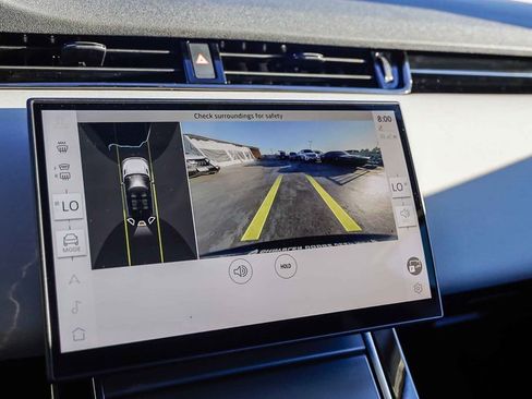 Used 2024 Land Rover Range Rover Evoque Dynamic SE image 25