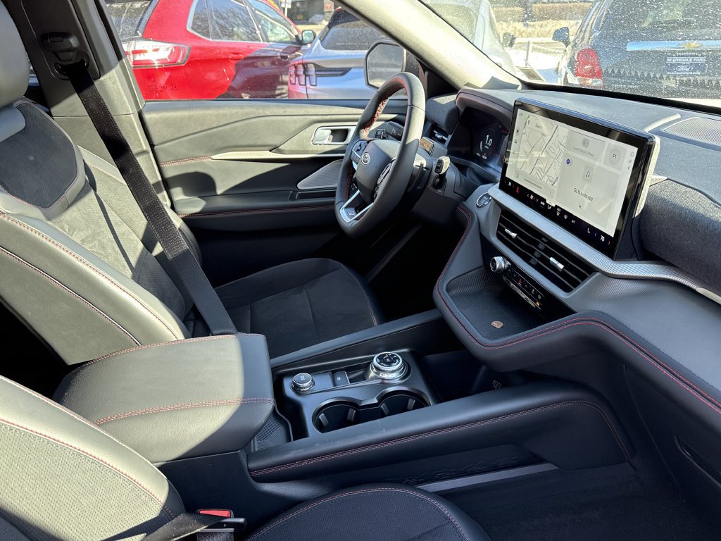 Used 2026 Ford Explorer ST w/ Sun And Sound Package AWD/4WD image 28