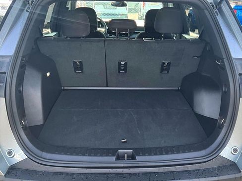 Used 2026 Chevrolet Equinox LT FWD image 4