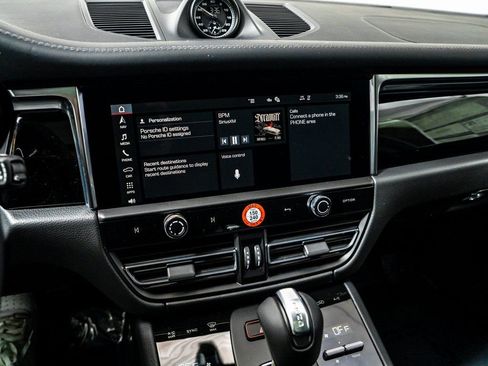 New 2026 Porsche Macan Turbo image 19