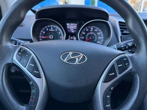 Used 2013 Hyundai Elantra GT image 21