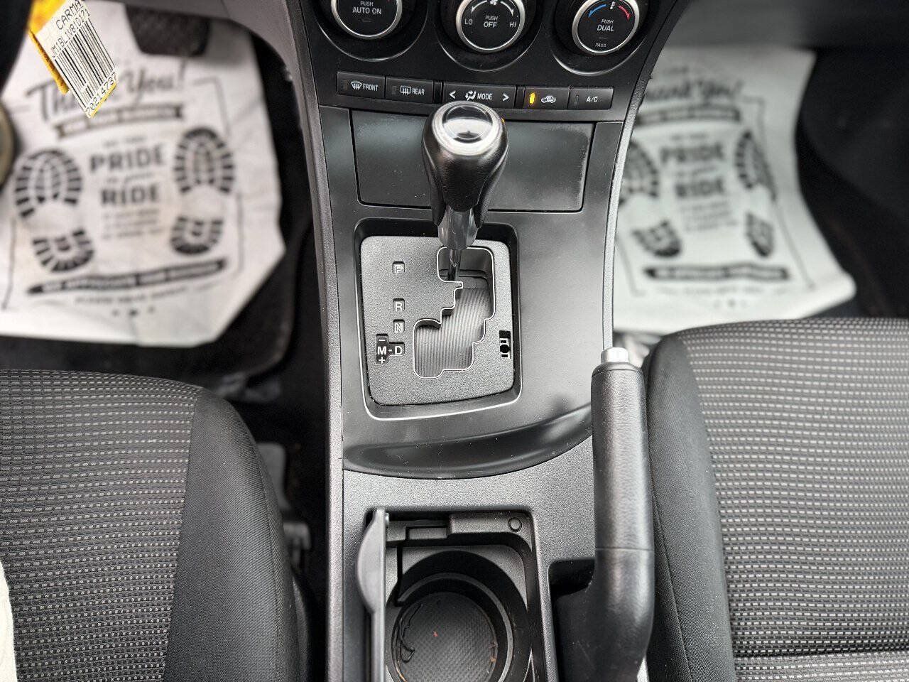 Used 2013 MAZDA MAZDA3 i Touring FWD image 15