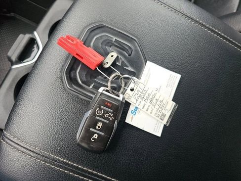 Used 2023 RAM 1500 Laramie image 50