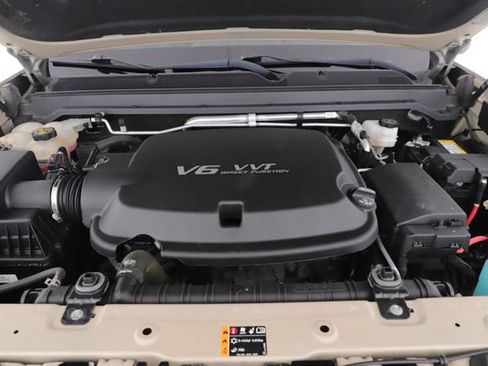 Used 2022 Chevrolet Colorado ZR2 w/ ZR2 Dusk Special Edition AWD/4WD image 15