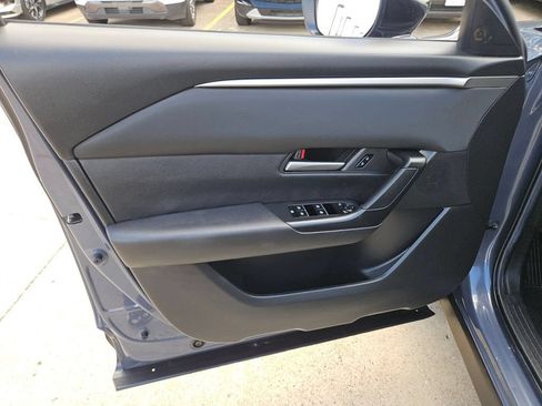 Used 2025 MAZDA CX-50 AWD 2.5 S w/ Preferred Package image 14