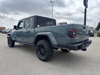 Used 2025 Jeep Gladiator Sport