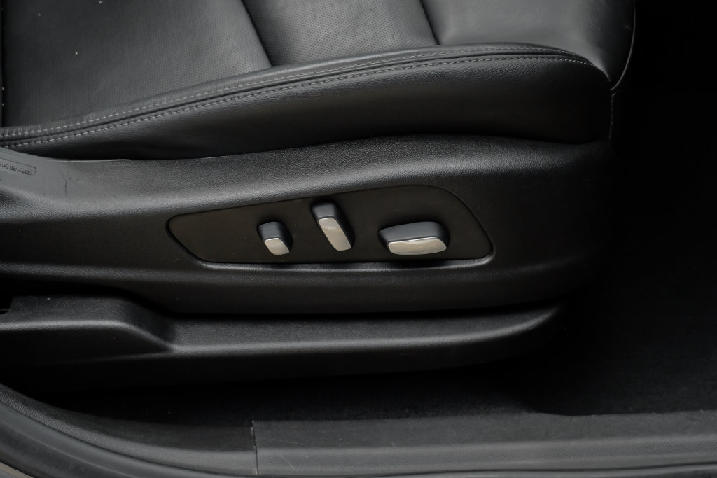 Used 2020 Cadillac XT6 Premium Luxury FWD image 43