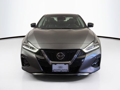 Used 2019 Nissan Maxima Platinum w/ Illumination Package image 2