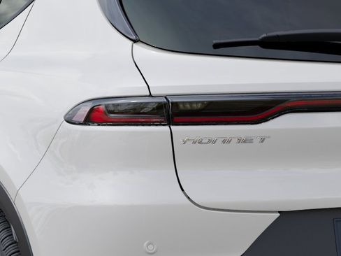 New 2025 Dodge Hornet GT w/ Cold Weather Group image 9