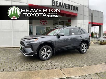 New 2025 Toyota RAV4 SE