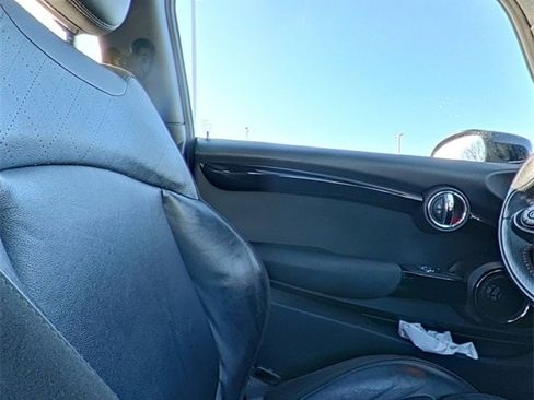 Used 2020 MINI Cooper S image 28