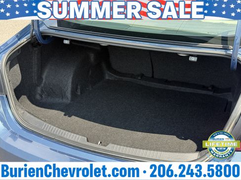 Used 2024 Chevrolet Malibu LT FWD image 30