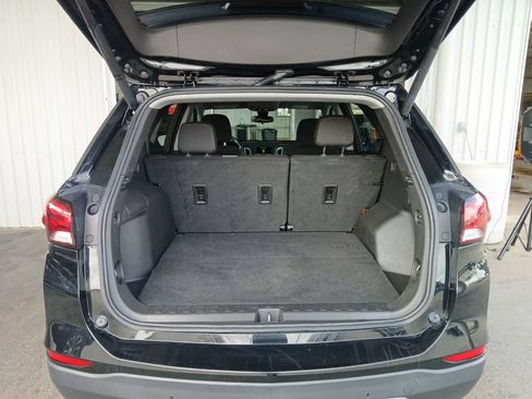 Used 2024 Chevrolet Equinox LT FWD image 19