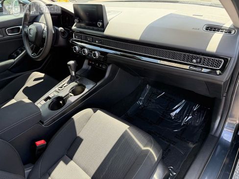 Certified 2025 Honda Civic LX image 30