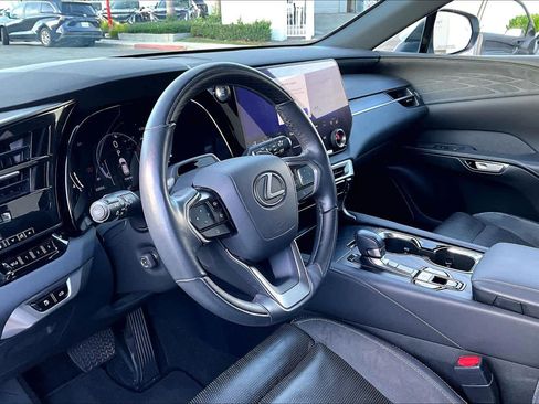 Used 2023 Lexus RX 350 FWD image 17