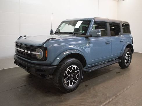 Used 2024 Ford Bronco Outer Banks AWD/4WD image 8
