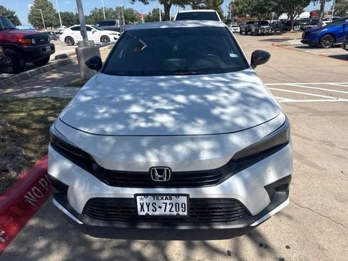Used 2023 Honda Civic Sport image 1