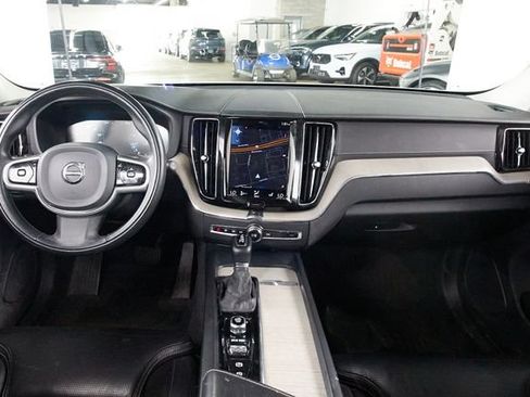 Used 2021 Volvo XC60 T5 Inscription w/ Protection Package Premier AWD/4WD image 7