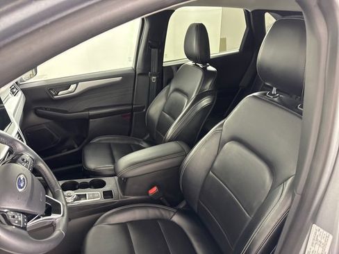 Used 2024 Ford Escape Platinum image 26