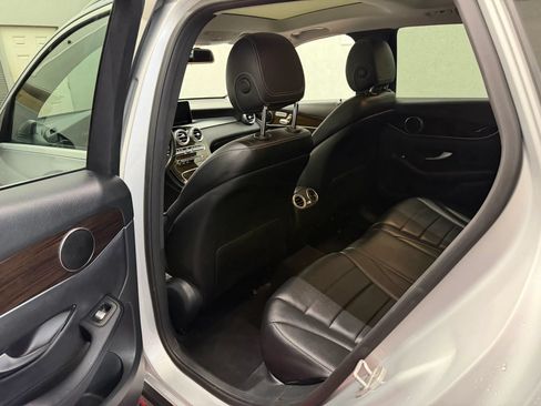 Used 2016 Mercedes-Benz GLC 300 4MATIC image 13