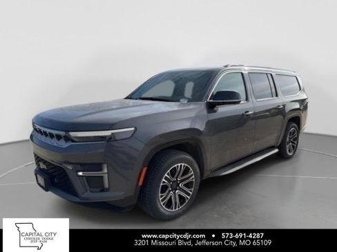 New 2026 Jeep Grand Wagoneer L 4WD w/ Premium Group I image 1