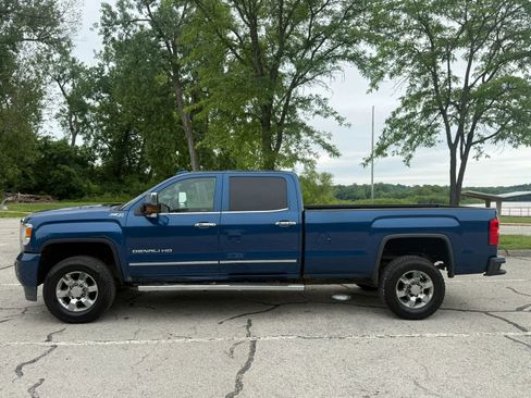Used 2017 GMC Sierra 3500 Denali AWD/4WD image 8