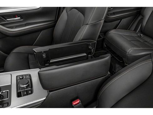 Used 2025 MAZDA CX-90 3.3 Turbo w/ Preferred Package AWD/4WD image 9