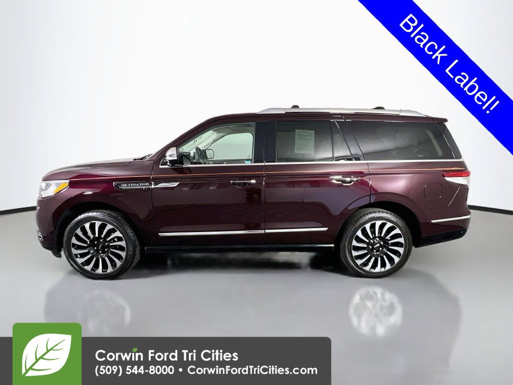 Used 2024 Lincoln Navigator Black Label AWD/4WD image 5