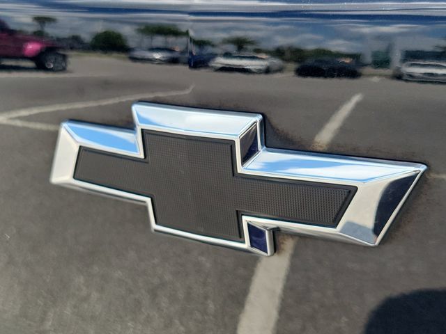 Used 2023 Chevrolet TrailBlazer RS w/ Sun and Liftgate Package FWD image 8