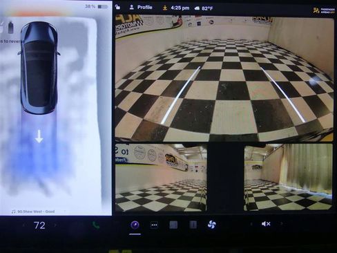 Used 2024 Tesla Model 3 image 11