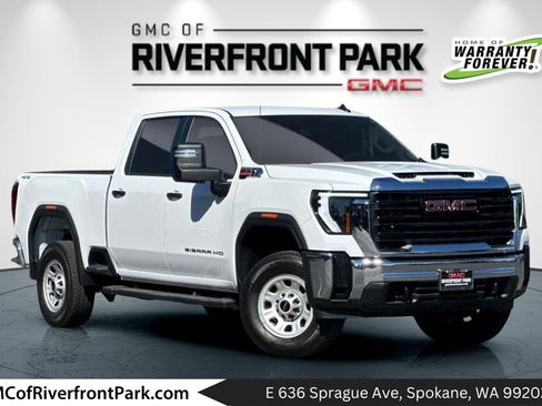 Used 2024 GMC Sierra 2500 Pro image 1