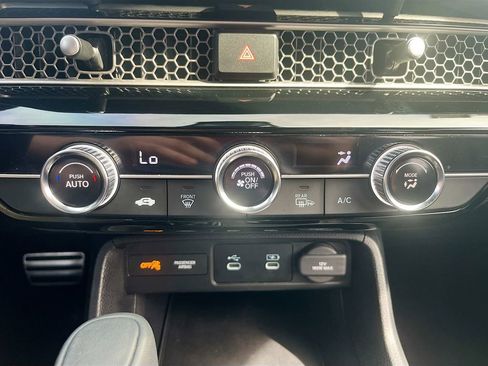 Used 2025 Honda Civic Sport image 15