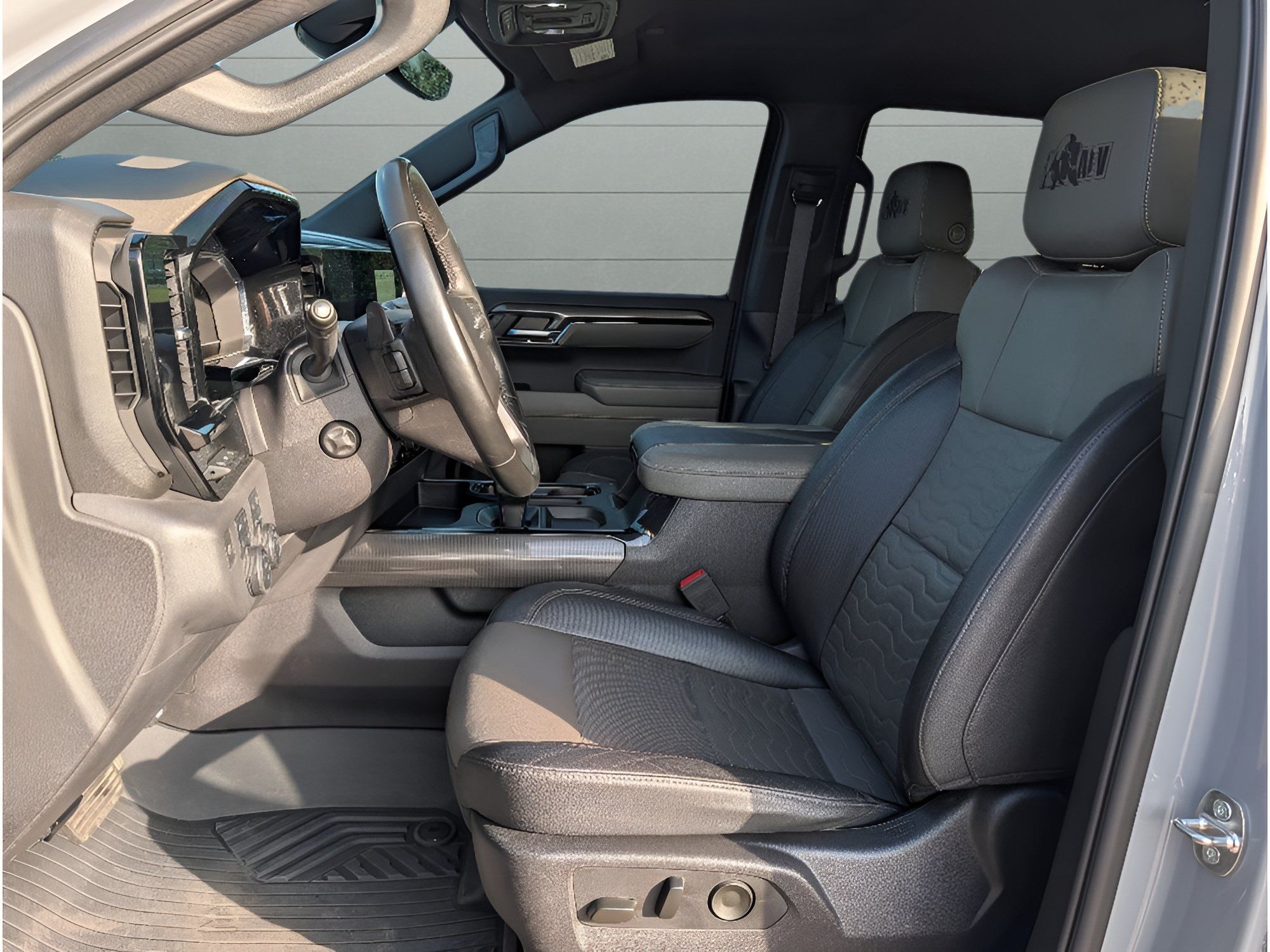 Used 2024 Chevrolet Silverado 1500 ZR2 w/ ZR2 Bison Edition AWD/4WD image 19