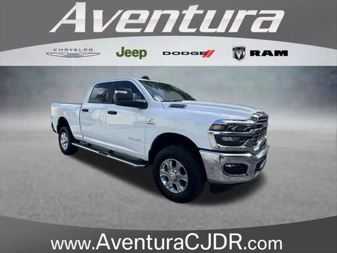 Certified 2026 RAM 2500 Big Horn AWD/4WD image 1